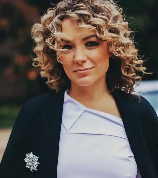 Елена Кипер